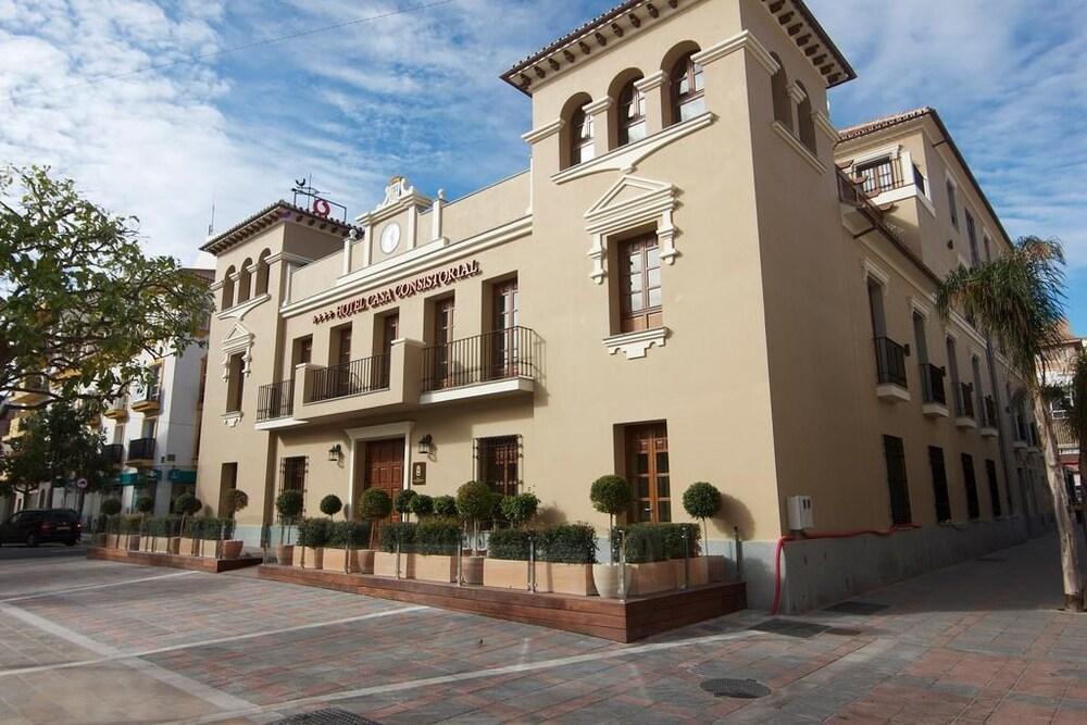 Casa Consistorial Hotel Fuengirola Bagian luar foto