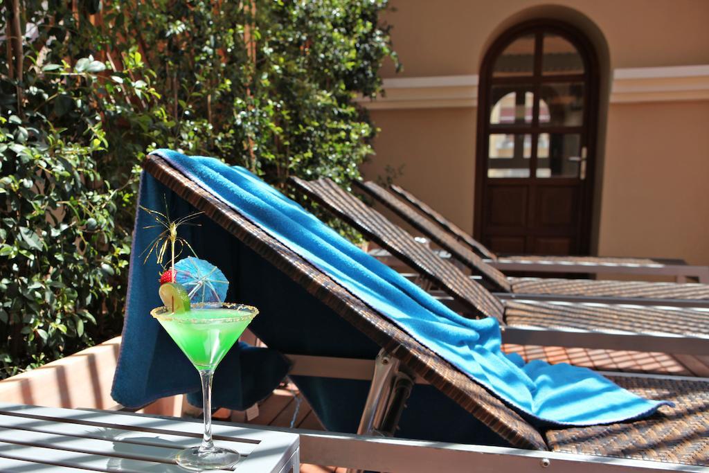 Casa Consistorial Hotel Fuengirola Bagian luar foto
