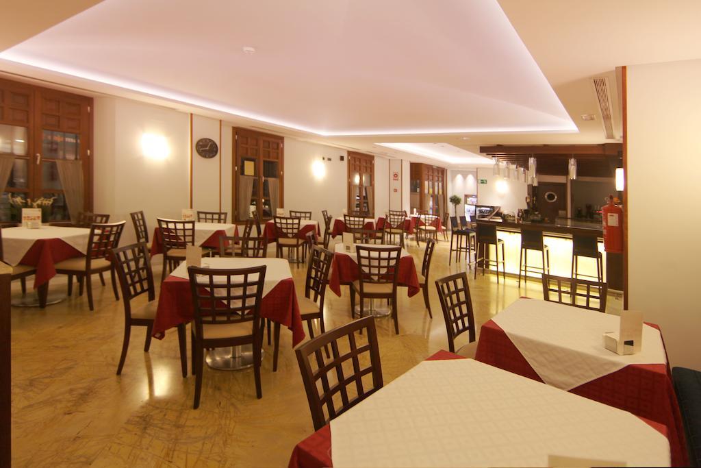 Casa Consistorial Hotel Fuengirola Bagian luar foto